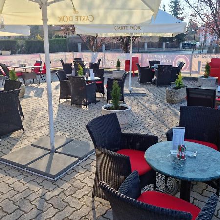 Hotel Ciao Amico Panzió Szombathely Esterno foto