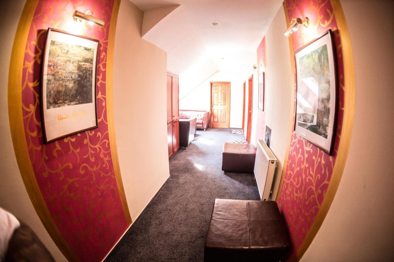 Hotel Ciao Amico Panzió Szombathely Esterno foto